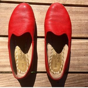 Sabah shoes in Felli Red